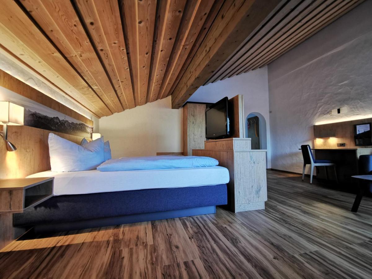 Gasthof & Hotel Zur Post Вальгау Экстерьер фото